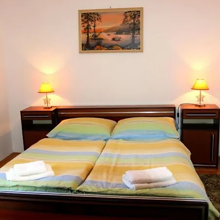 Three-bedroom In I Apartmán Novi Vinodolski
