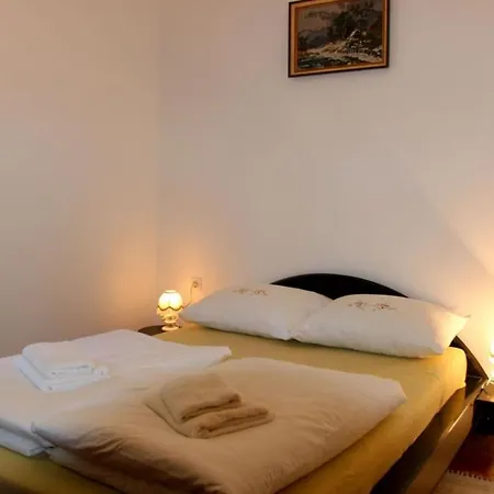 Three-bedroom In I Apartmán Novi Vinodolski