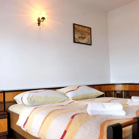 Three-bedroom In I Apartmán