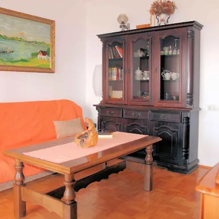 Apartmán Three-bedroom In I