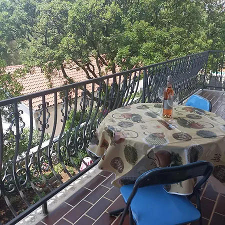 Three-bedroom In I Apartmán Novi Vinodolski