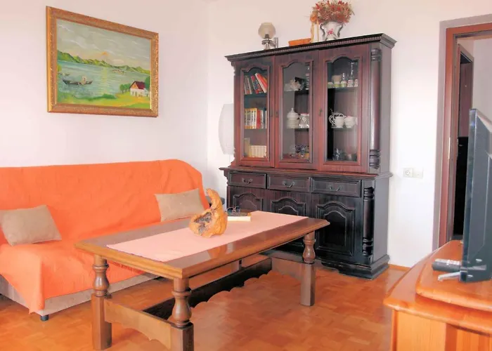Apartmán Three-bedroom In I